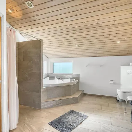 Engelina - 1-3km From The Sea By Interhome Feriehus *